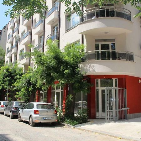 Domus Apartments Grand Plovdiv Ngoại thất bức ảnh