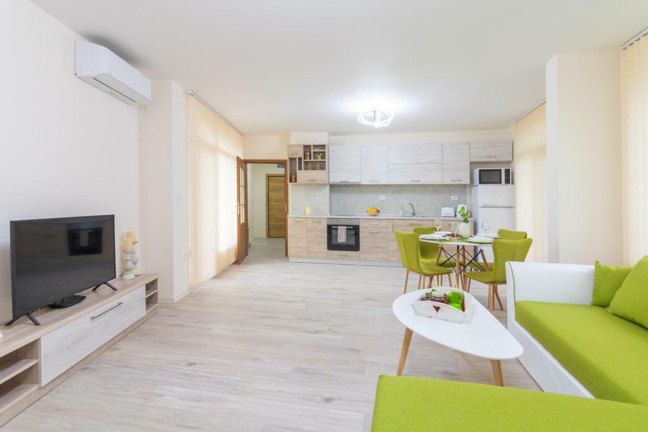 Domus Apartments Grand Plovdiv Ngoại thất bức ảnh