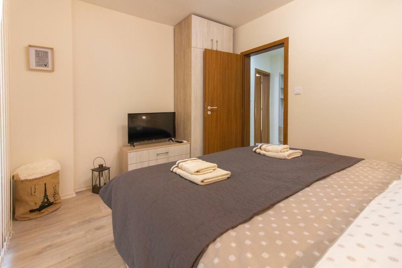 Domus Apartments Grand Plovdiv Ngoại thất bức ảnh