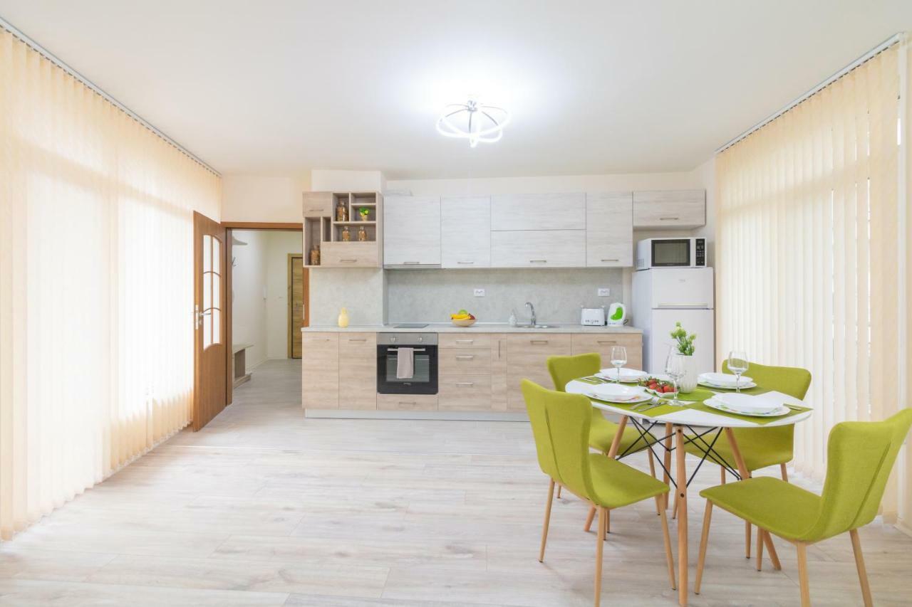Domus Apartments Grand Plovdiv Ngoại thất bức ảnh