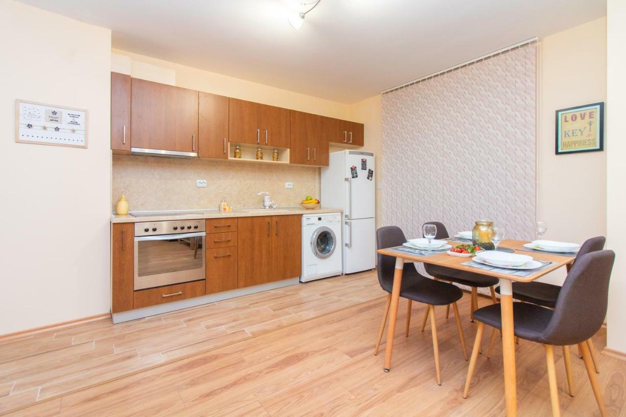 Domus Apartments Grand Plovdiv Ngoại thất bức ảnh