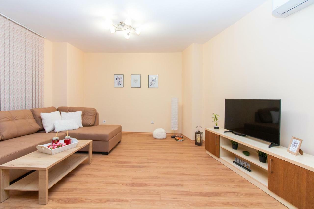Domus Apartments Grand Plovdiv Ngoại thất bức ảnh