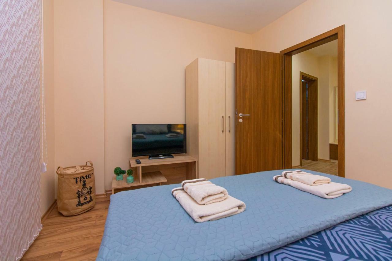 Domus Apartments Grand Plovdiv Ngoại thất bức ảnh